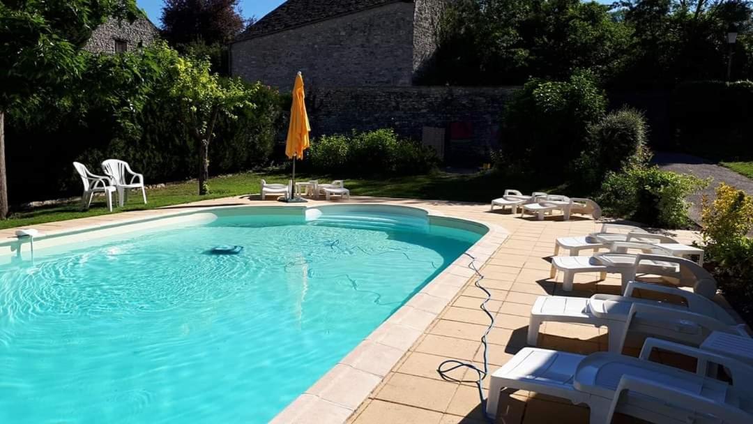 Au Chat Perche Espace Familial Mareil-sur-Mauldre Extérieur photo